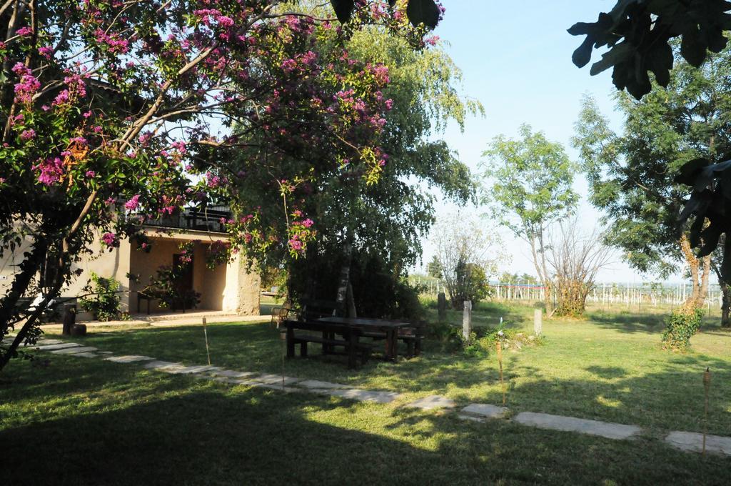 Agriturismo Magnarosa Vila Barge Exterior foto